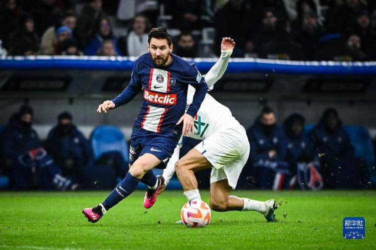 乐鱼 巴黎圣日耳曼转会期伤情更新看傻了之后，广州队赛后单刀错失